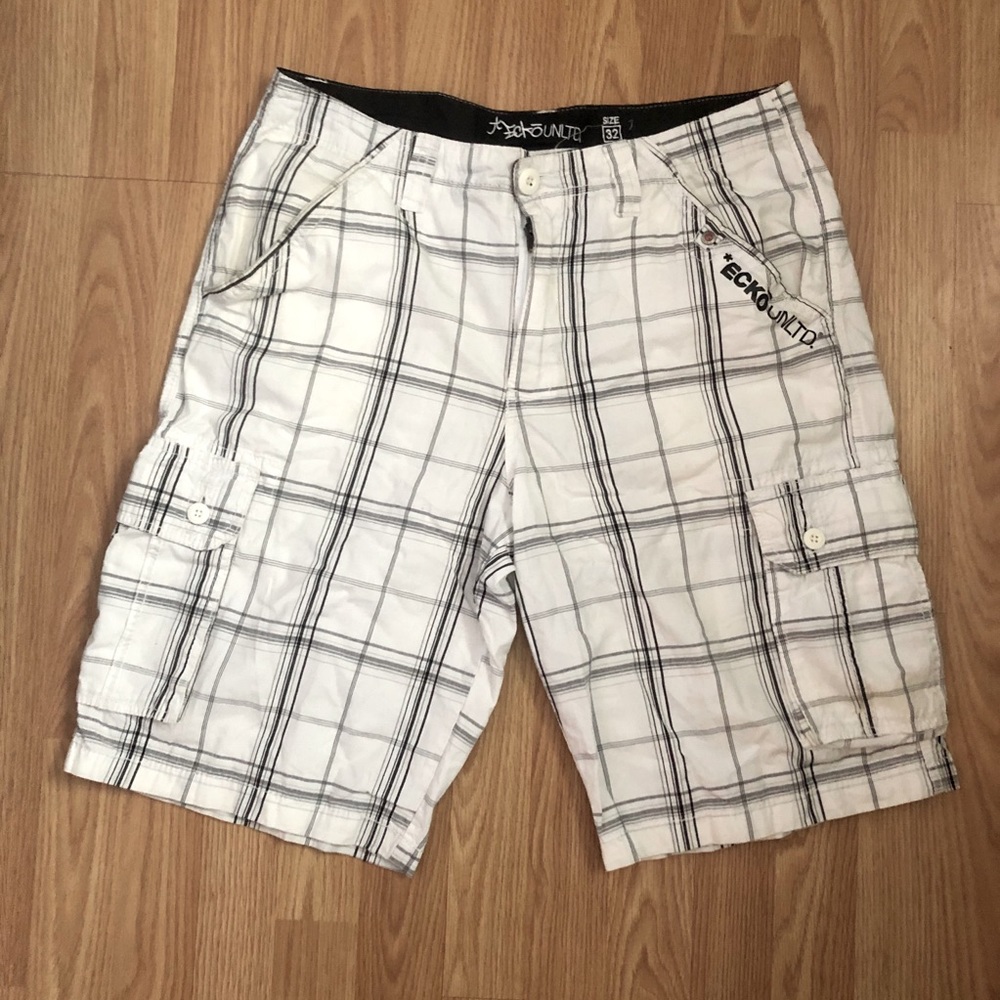 Ecko Unlimited Men’s Cargo Shorts, Size 32